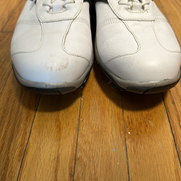 EUC FootJoy golf shoes - Picture 2 of 6